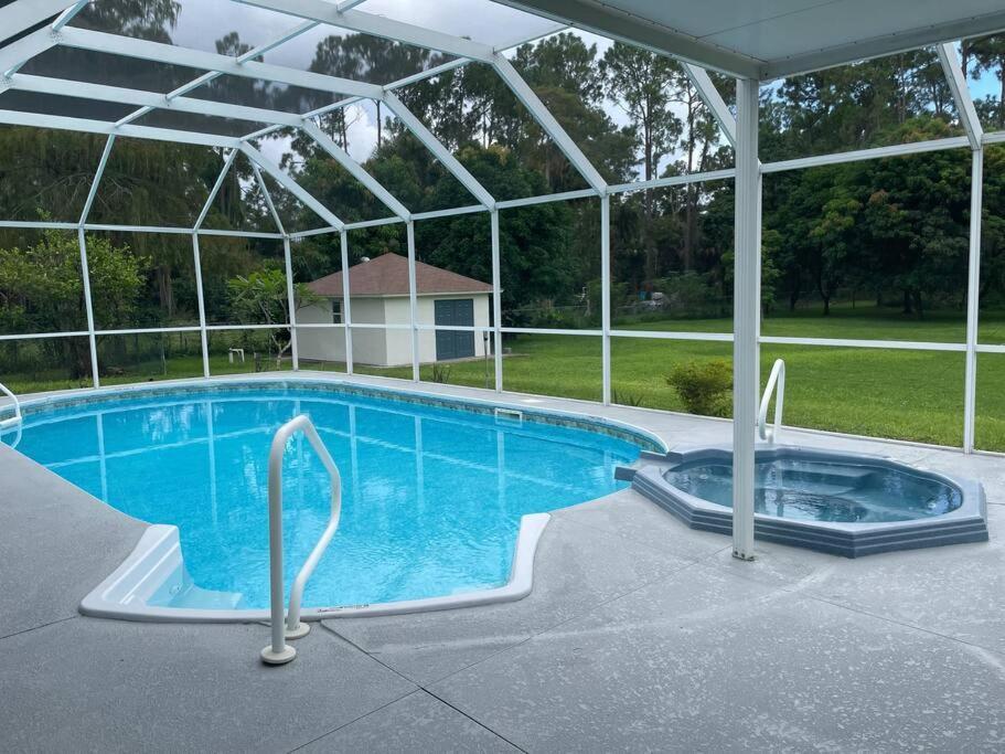 La Finca... Beautiful Countryside Home ! North North Naples 외부 사진