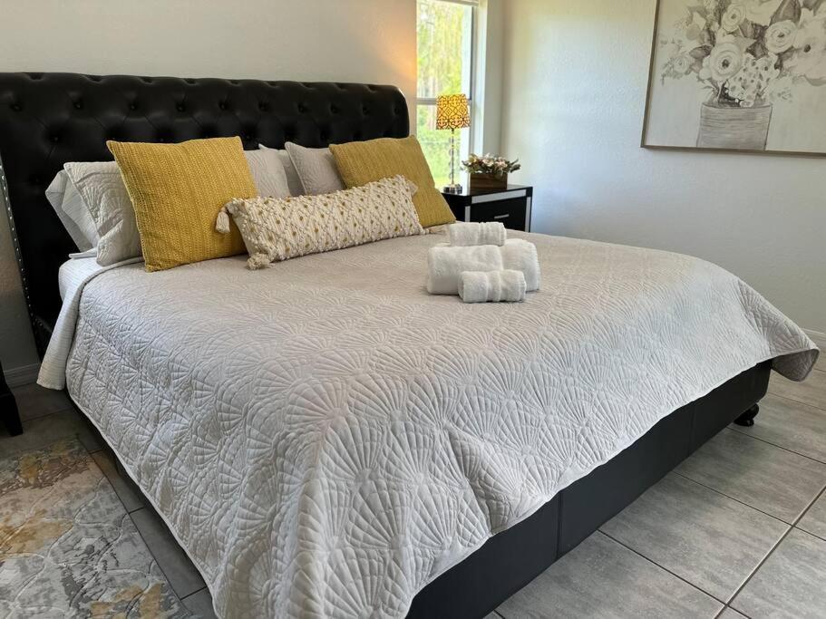 La Finca... Beautiful Countryside Home ! North North Naples 외부 사진